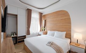 Trần's Hotel - Đà Lạt